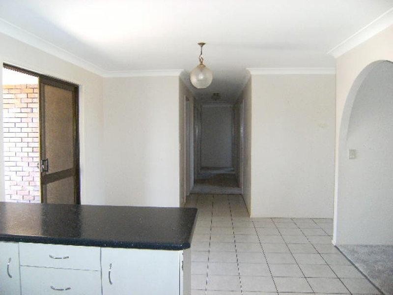 85 Hadley Street, Pittsworth QLD 4356