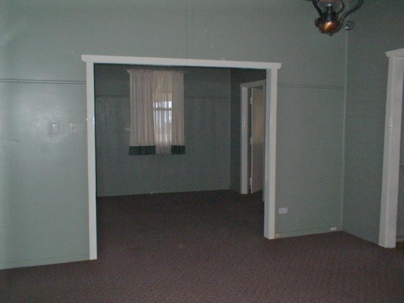 10 Murray Street, Pittsworth QLD 4356