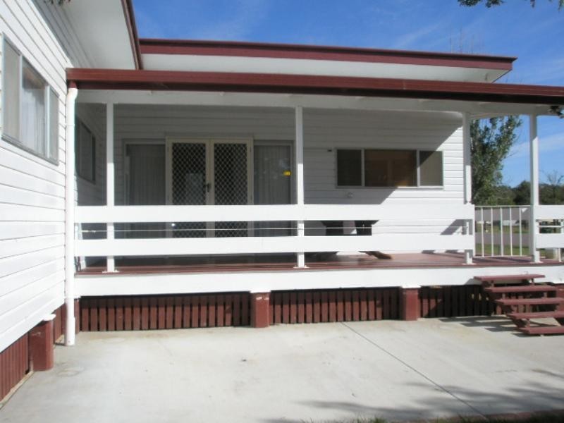 37 MacIntyre Street, Leyburn QLD 4365