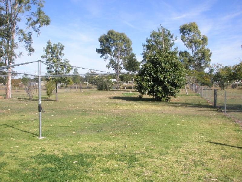 37 MacIntyre Street, Leyburn QLD 4365