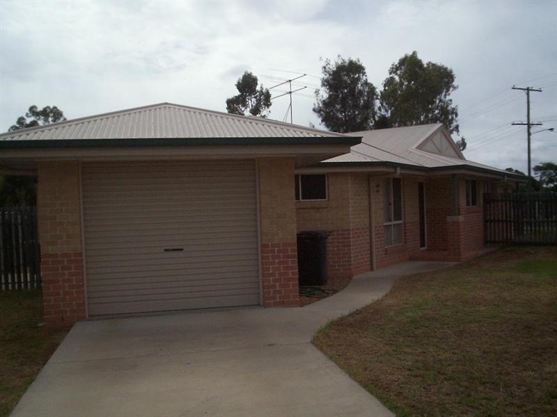 2A Genevieve Court, Millmerran QLD 4357