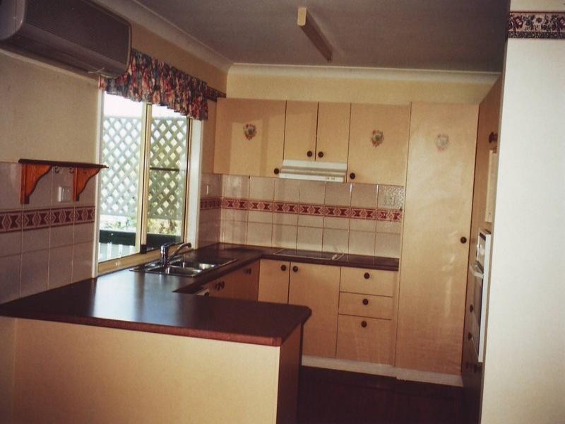 16 Frizzell Street, Southbrook QLD 4363