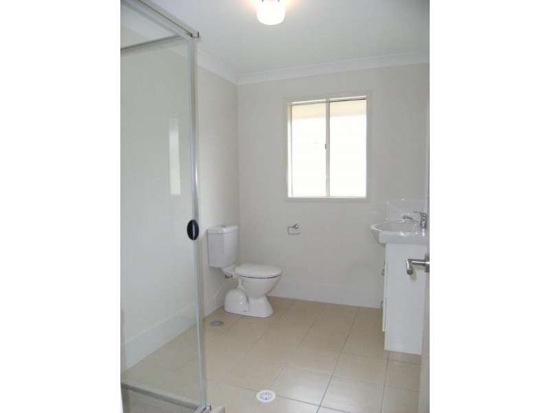 Unit 8/19 Briggs, Pittsworth QLD 4356