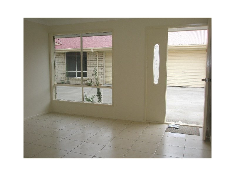 2/19 Briggs Street, Pittsworth QLD 4356