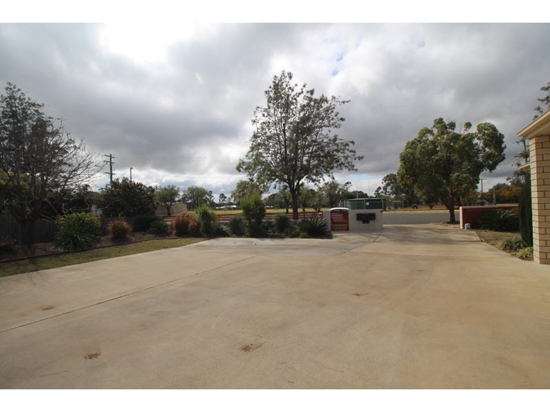 2/19 Briggs Street, Pittsworth QLD 4356