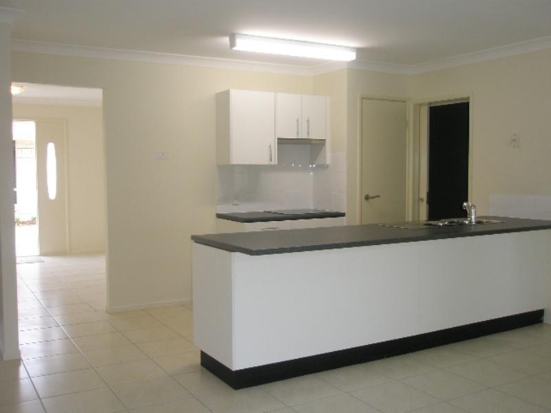 3/19 Briggs, Pittsworth QLD 4356