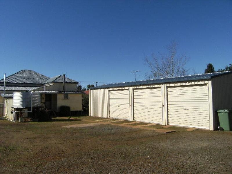 24 Yandilla Street, Pittsworth QLD 4356