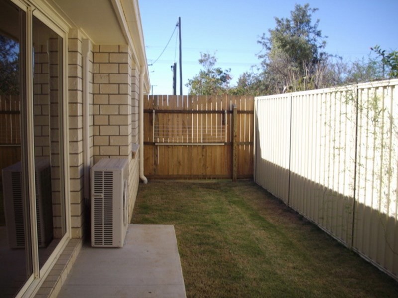 2/19 Briggs Street, Pittsworth QLD 4356