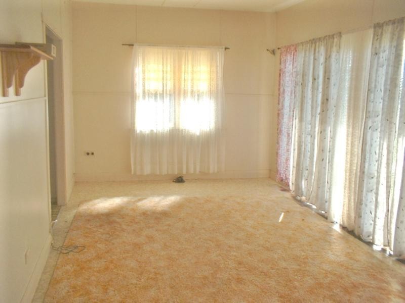 37 Main Street, Mount Tyson QLD 4356