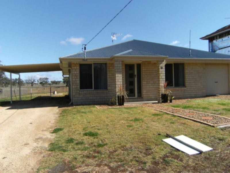 10 Frizzell, Southbrook QLD 4363