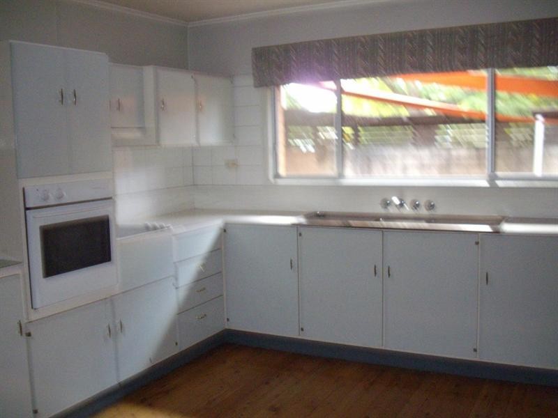 7 Holmes Street, Pittsworth QLD 4356