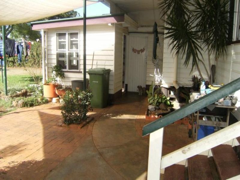 28 Briggs, Pittsworth QLD 4356