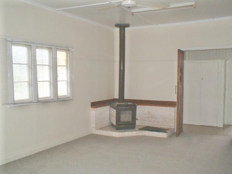 14 Herbert Street, Millmerran QLD 4357