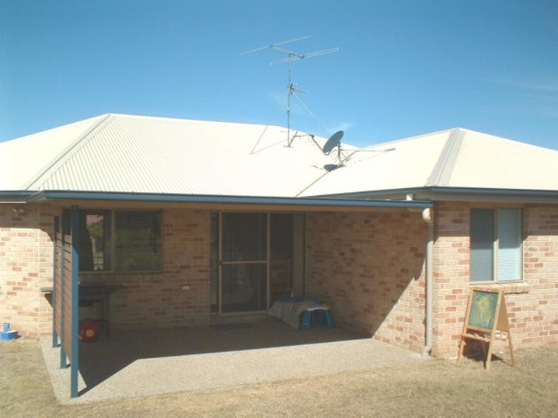 3 Sullivan Crescent, Pittsworth QLD 4356