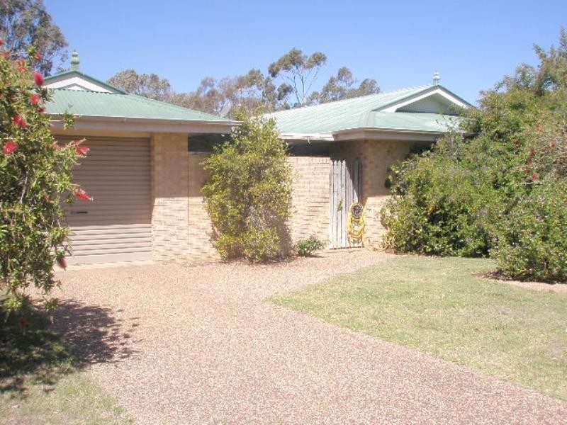 4 Fairway Drive, Pittsworth QLD 4356