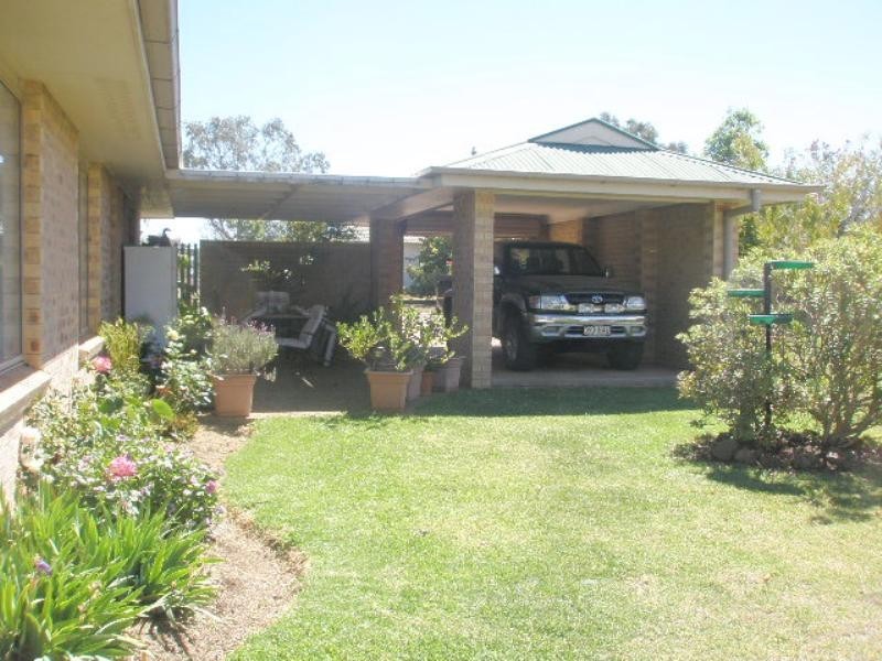 4 Fairway Drive, Pittsworth QLD 4356