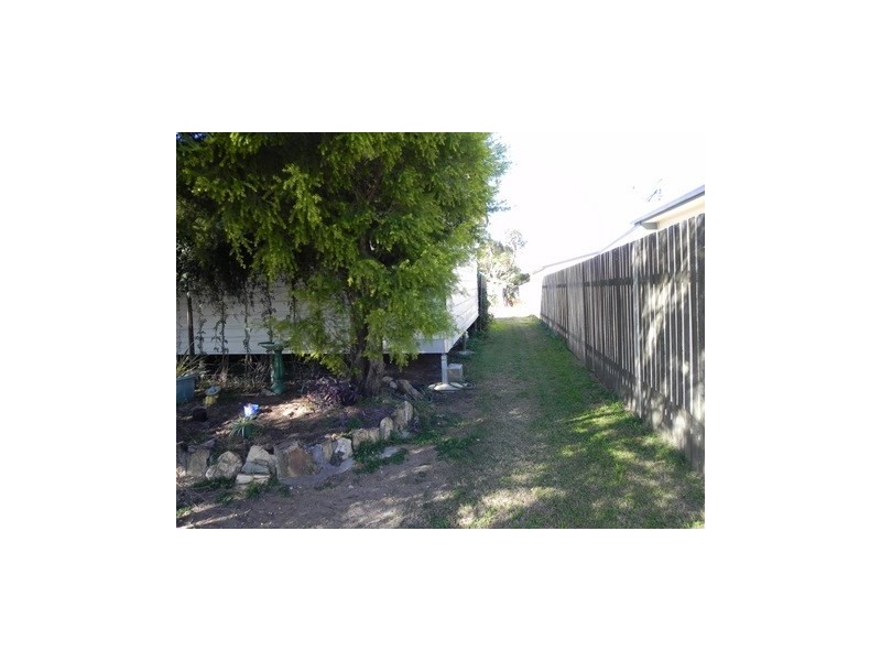 6 GILLESPIE, Millmerran QLD 4357
