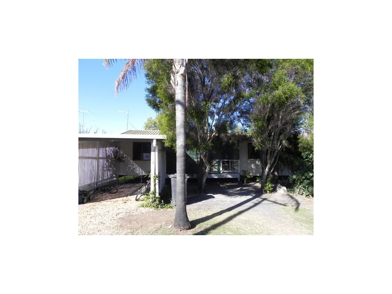6 GILLESPIE, Millmerran QLD 4357