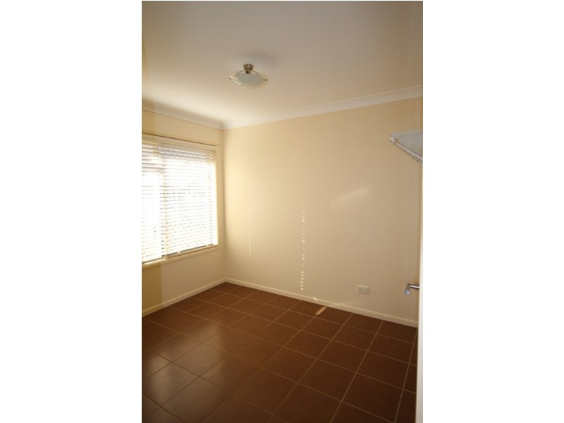 10 Frizzell, Southbrook QLD 4363