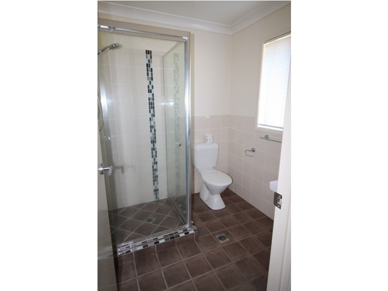10 Frizzell, Southbrook QLD 4363