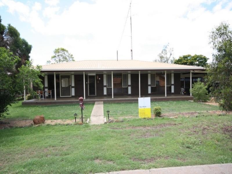 5 McLean, Pittsworth QLD 4356