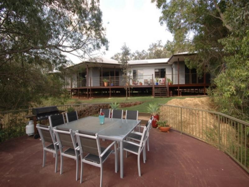317 Beauaraba Road, Southbrook QLD 4363