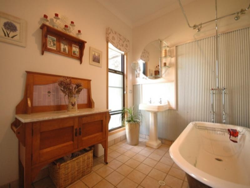 317 Beauaraba Road, Southbrook QLD 4363