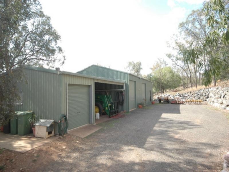 317 Beauaraba Road, Southbrook QLD 4363