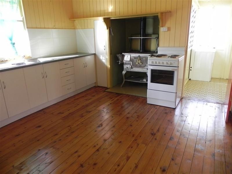 24 Perham, Pittsworth QLD 4356