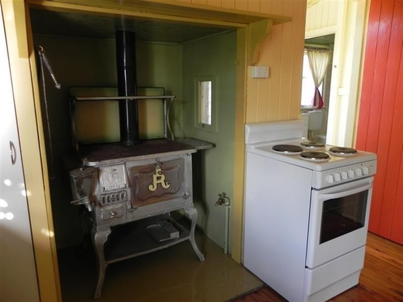 24 Perham, Pittsworth QLD 4356