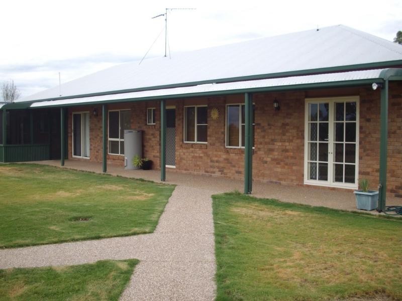 44 Saleyards Road, Millmerran QLD 4357