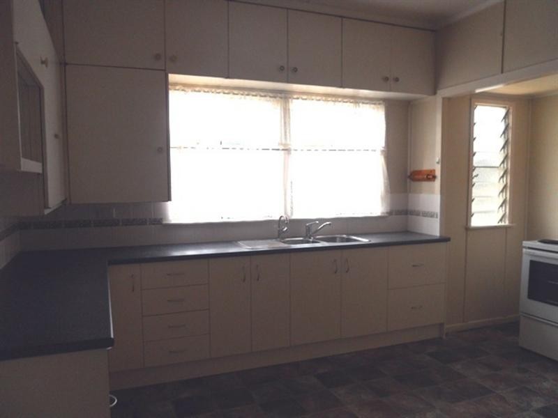 16 Allport Street, Pittsworth QLD 4356