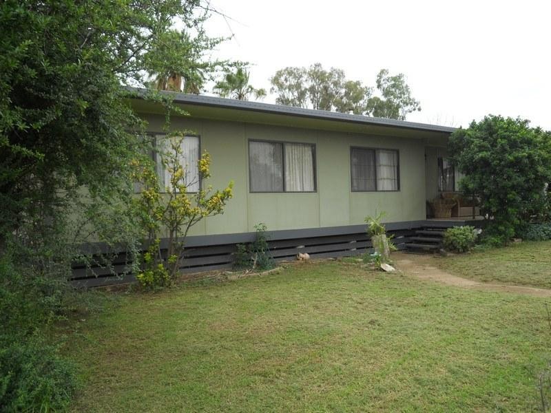 79 Taylor Street, Cecil Plains QLD 4407