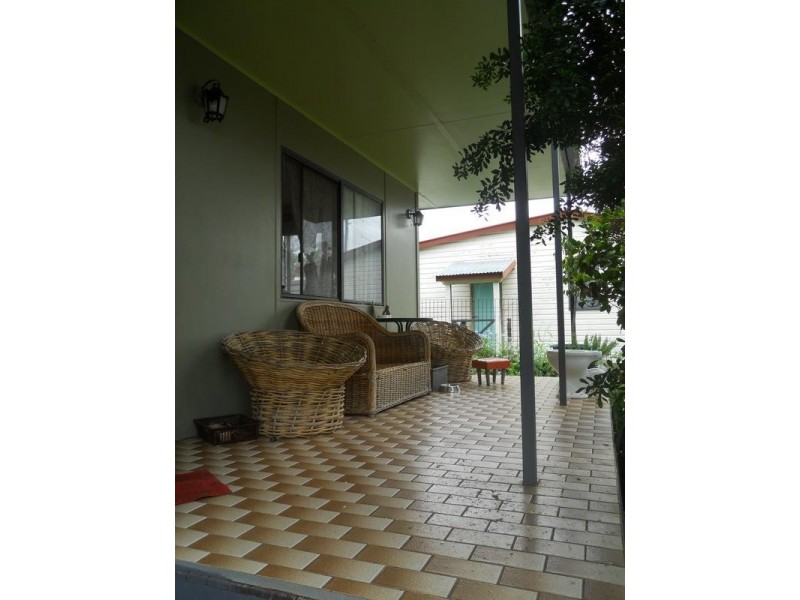 79 Taylor Street, Cecil Plains QLD 4407