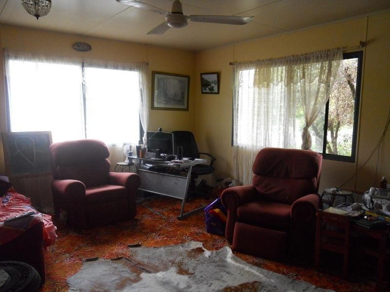 79 Taylor Street, Cecil Plains QLD 4407