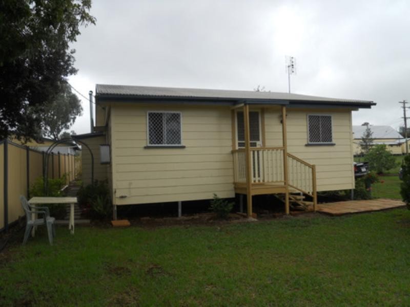 92 O’Shea Avenue, Southbrook QLD 4363