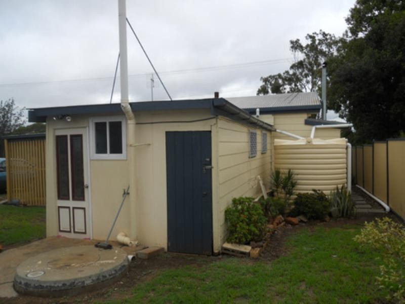 92 O’Shea Avenue, Southbrook QLD 4363