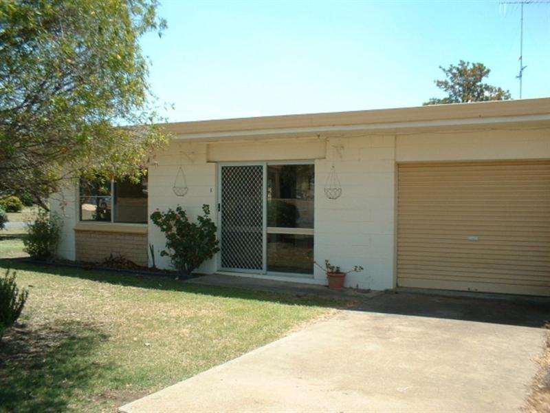 2/5 Denning Street, Pittsworth QLD 4356