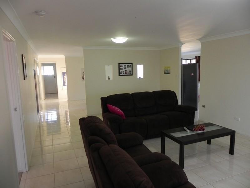 16 Draydon, Pittsworth QLD 4356