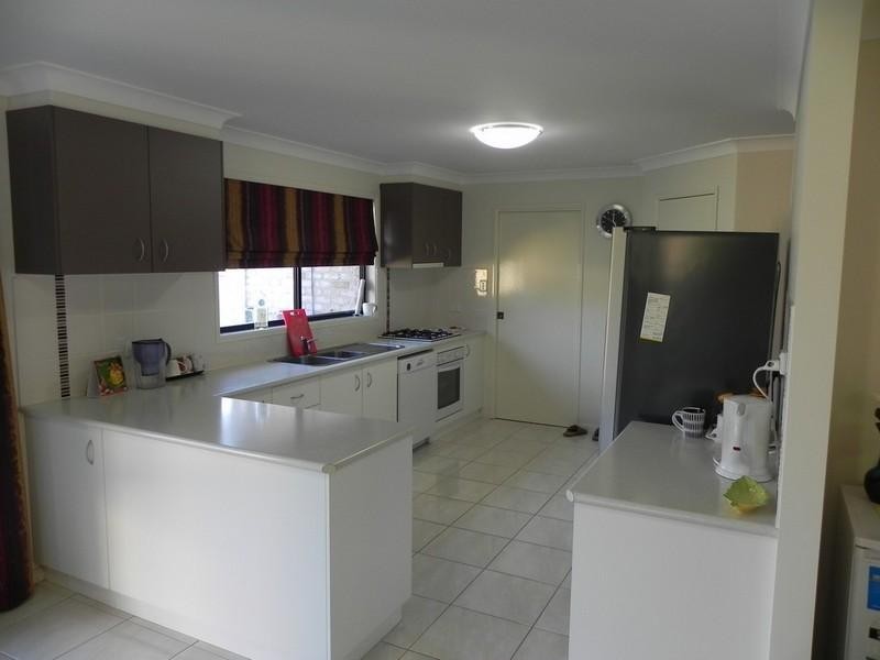 16 Draydon, Pittsworth QLD 4356