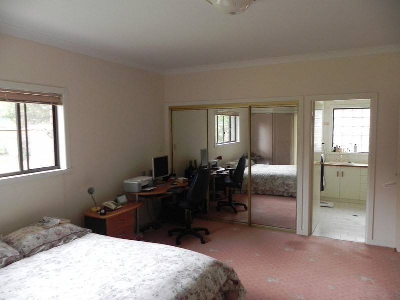 27 Taylor, Cecil Plains QLD 4407