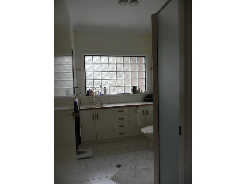 27 Taylor, Cecil Plains QLD 4407