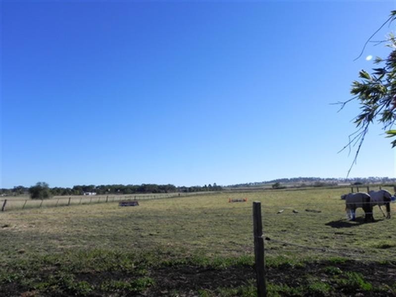 353 Felton Road, Pittsworth QLD 4356