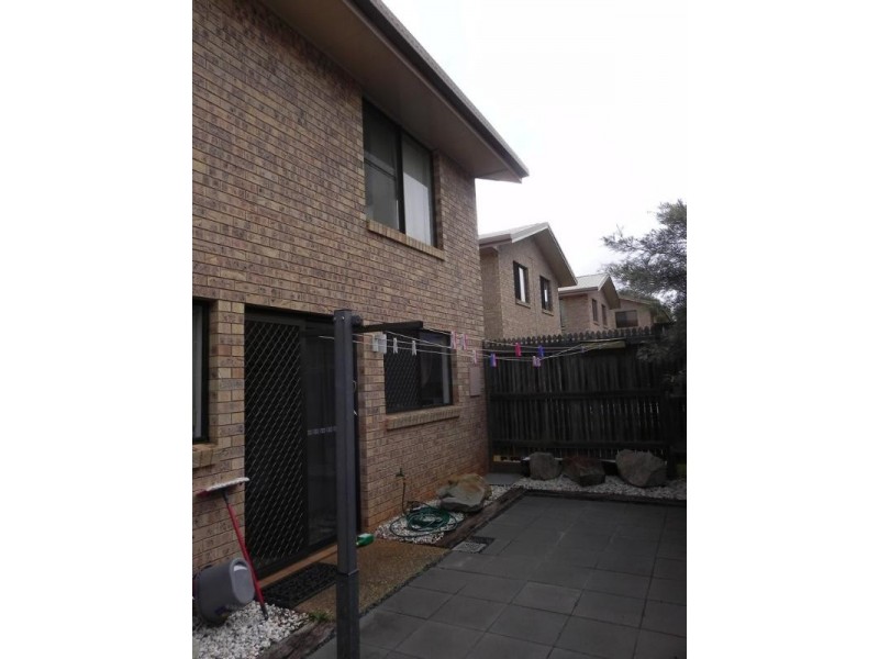 8/56 Gordon Avenue, Newtown QLD 4350