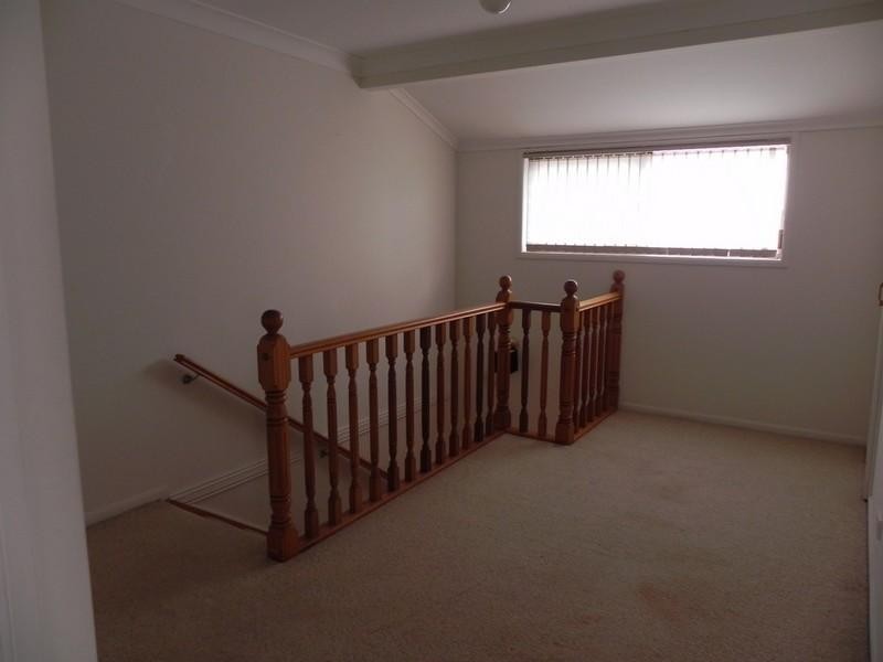 8/56 Gordon Avenue, Newtown QLD 4350