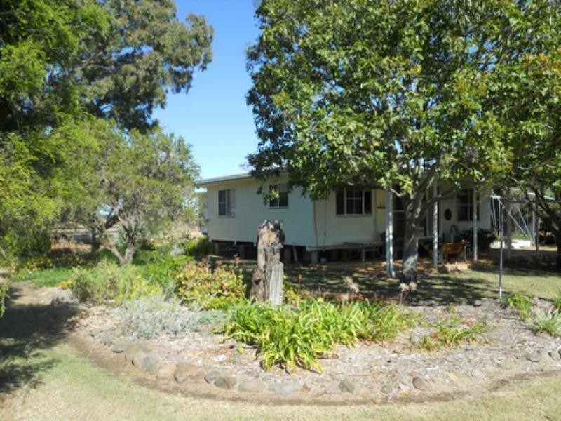 1723 Clifton-Pittsworth Road, Pittsworth QLD 4356