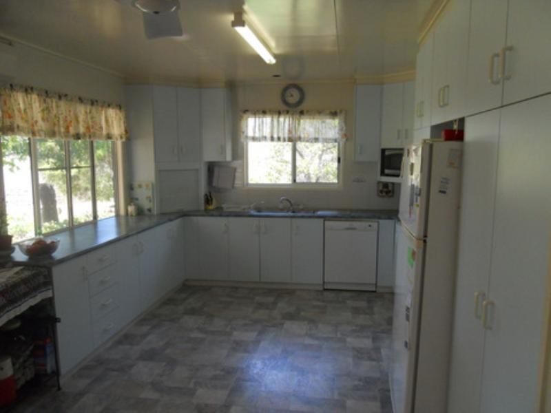 1723 Clifton-Pittsworth Road, Pittsworth QLD 4356