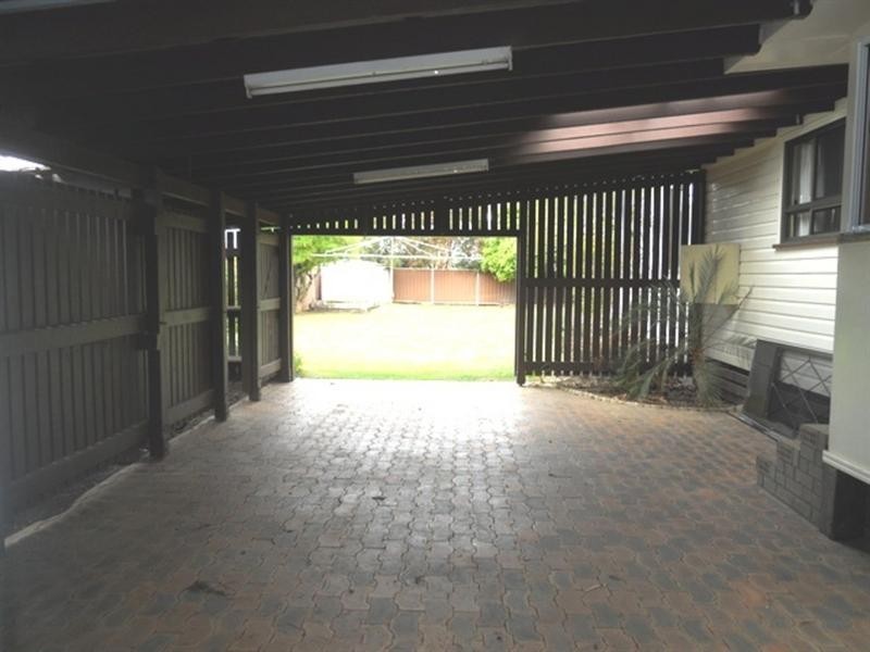 1 Tillet Street, Pittsworth QLD 4356