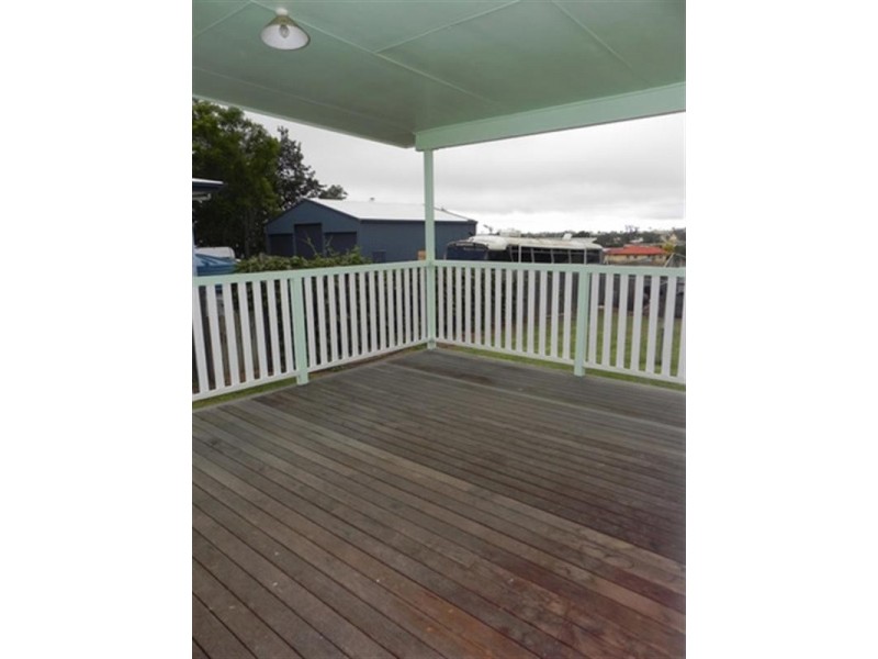 5 John, Southbrook QLD 4363