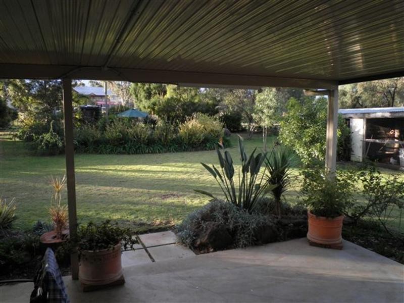 5 Sterling, Southbrook QLD 4363